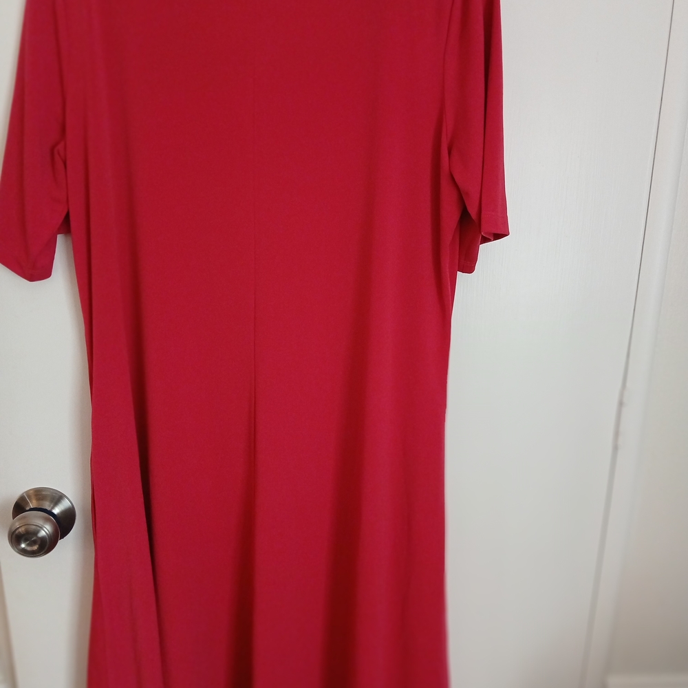 Elegant Red Dress